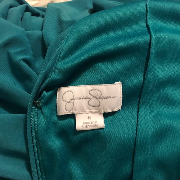 Butterfly sleeve mini dress by Jessica Simpson - Picture 3 of 3